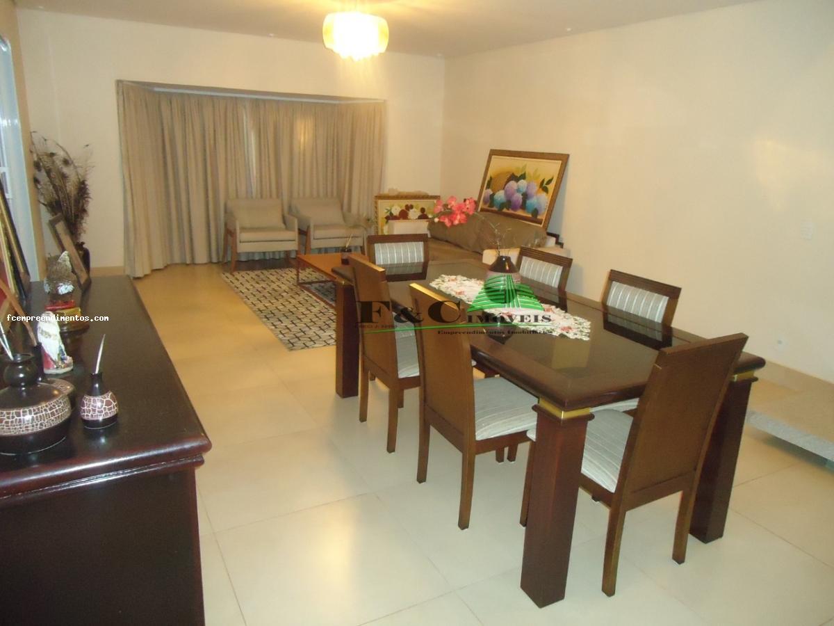 Casa, 4 quartos - Foto 1