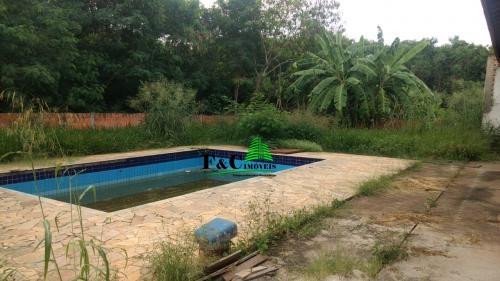 Chácara, 3 quartos, 1700 m² - Foto 1