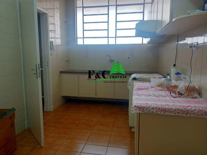 Apartamento, 3 quartos, 147 m² - Foto 1