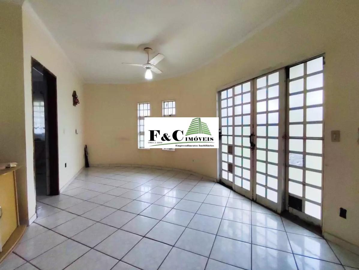 Chácara, 3 quartos, 4000 m² - Foto 2