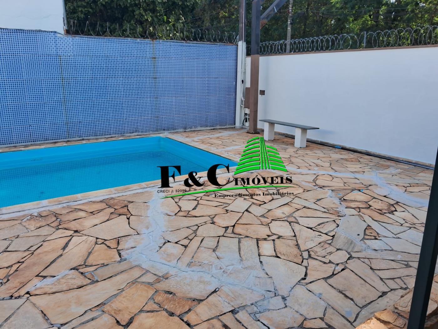 Loteamento e Condomínio, 260 m² - Foto 2