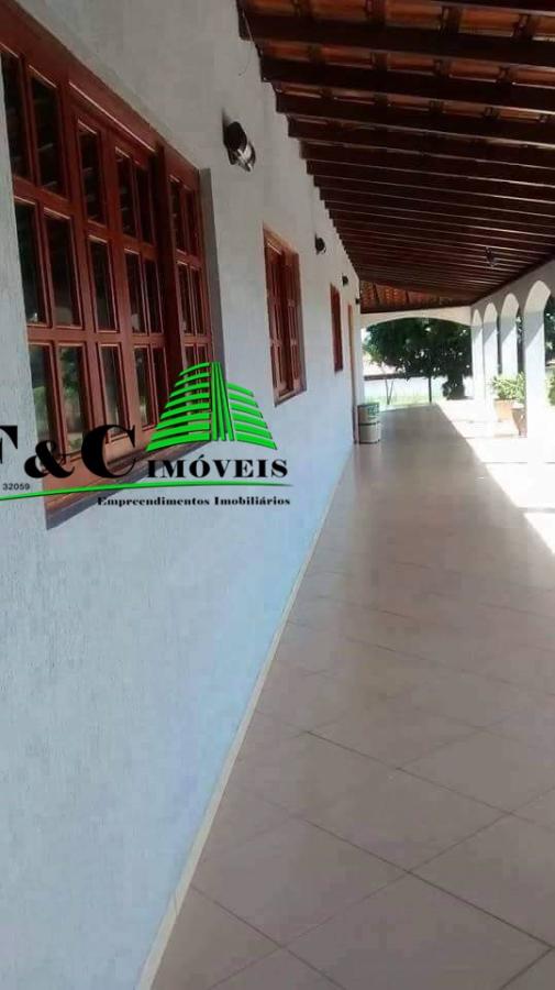 Chácara, 6 quartos, 3600 m² - Foto 4