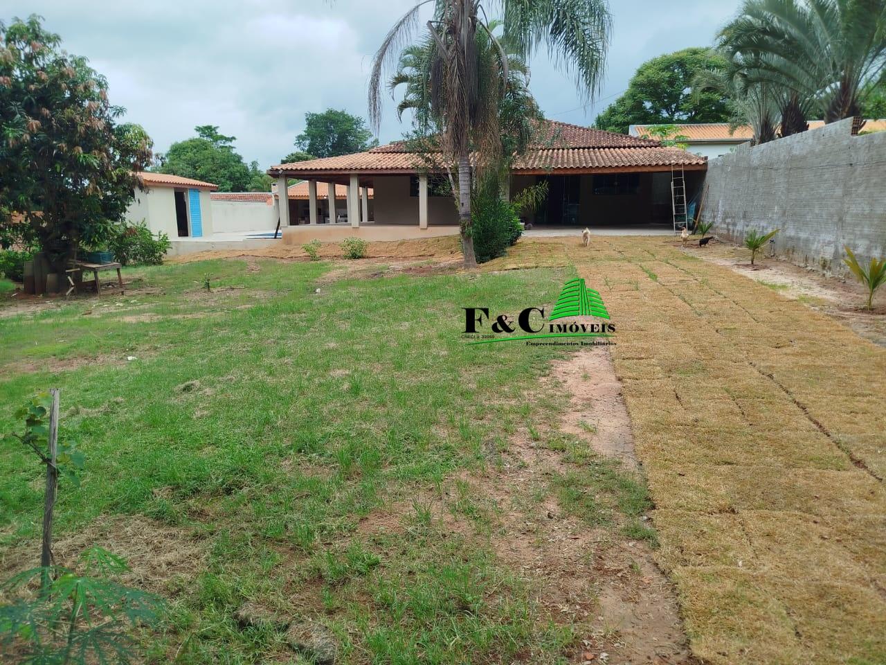 Chácara, 4 quartos, 1250 m² - Foto 1