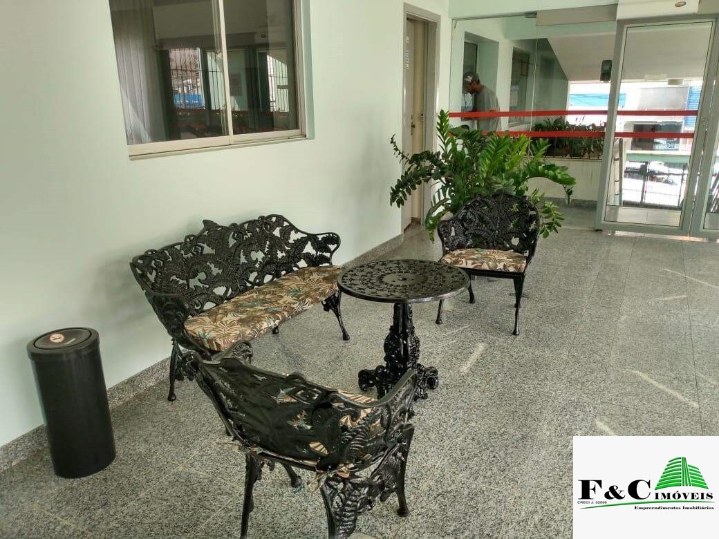 Apartamento, 3 quartos, 144 m² - Foto 2