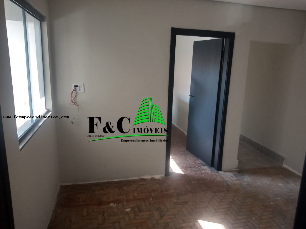 Casa, 2 quartos, 200 m² - Foto 1