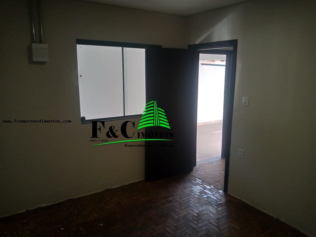 Casa, 2 quartos, 200 m² - Foto 18