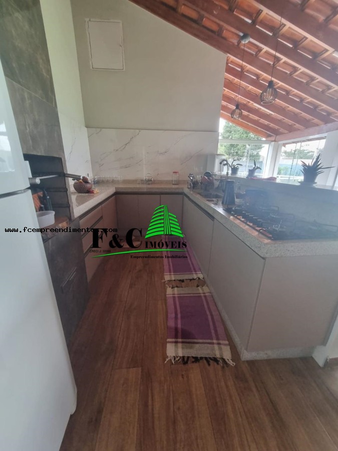 Chácara, 3 quartos, 500 m² - Foto 1