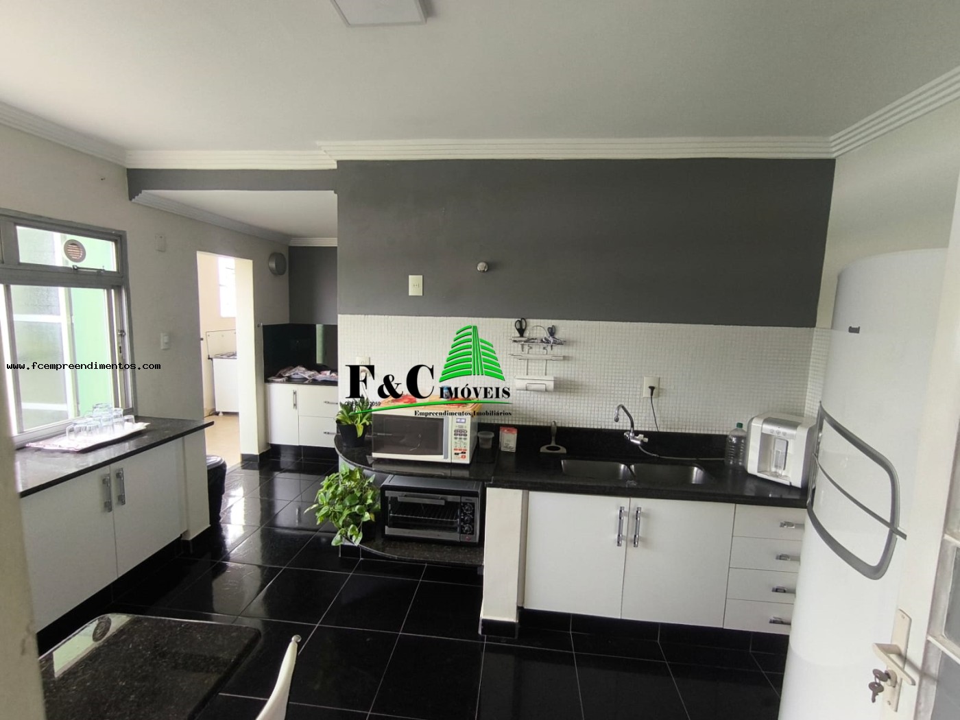 Apartamento, 3 quartos, 223 m² - Foto 2