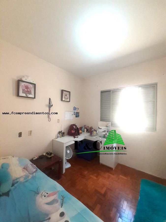 Apartamento, 3 quartos, 140 m² - Foto 1