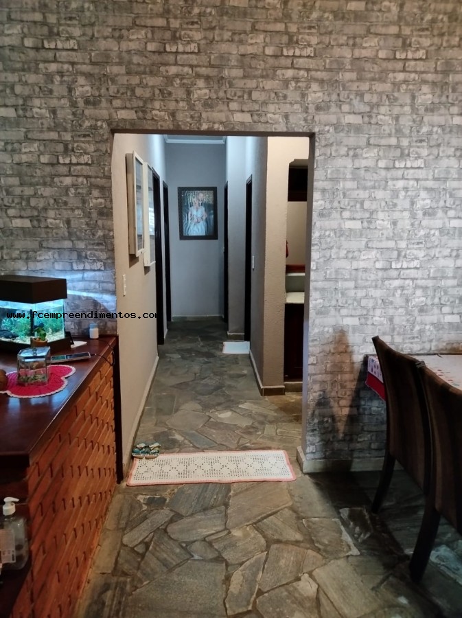 Chácara, 3 quartos, 1380 m² - Foto 4