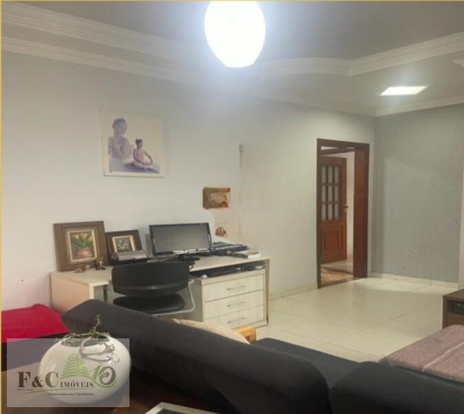 Chácara, 4 quartos, 1065 m² - Foto 5