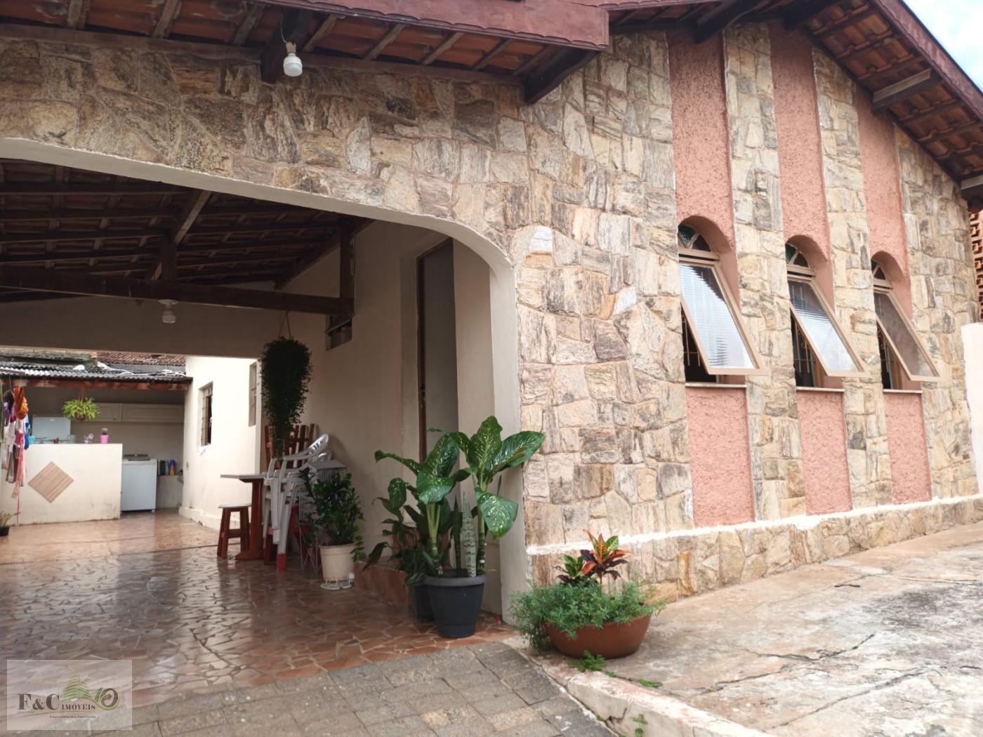 Casa, 4 quartos - Foto 1