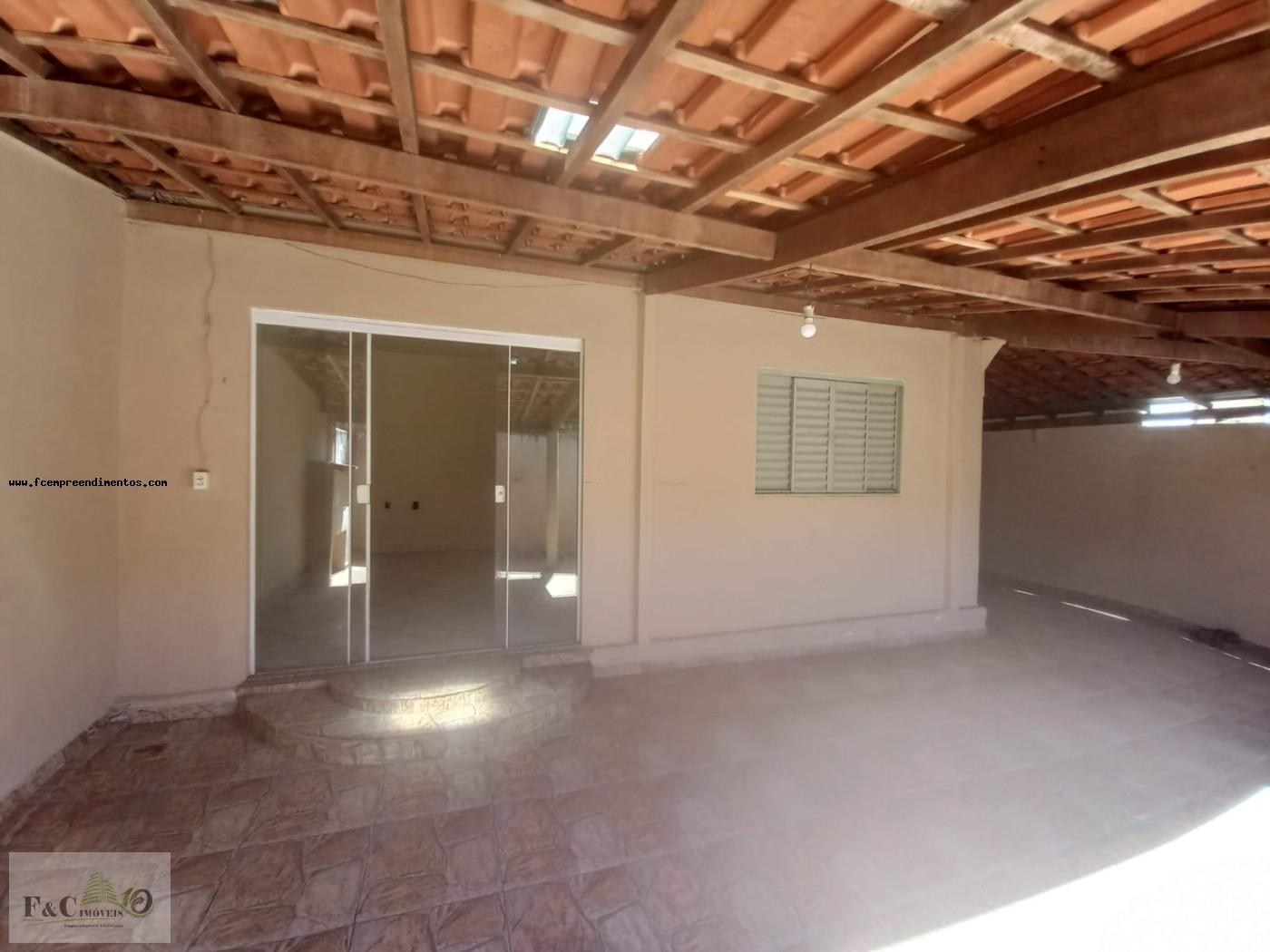 Casa, 3 quartos - Foto 1