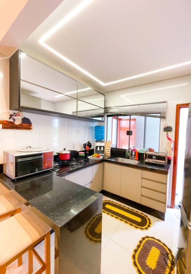 Casa, 3 quartos, 136 m² - Foto 1
