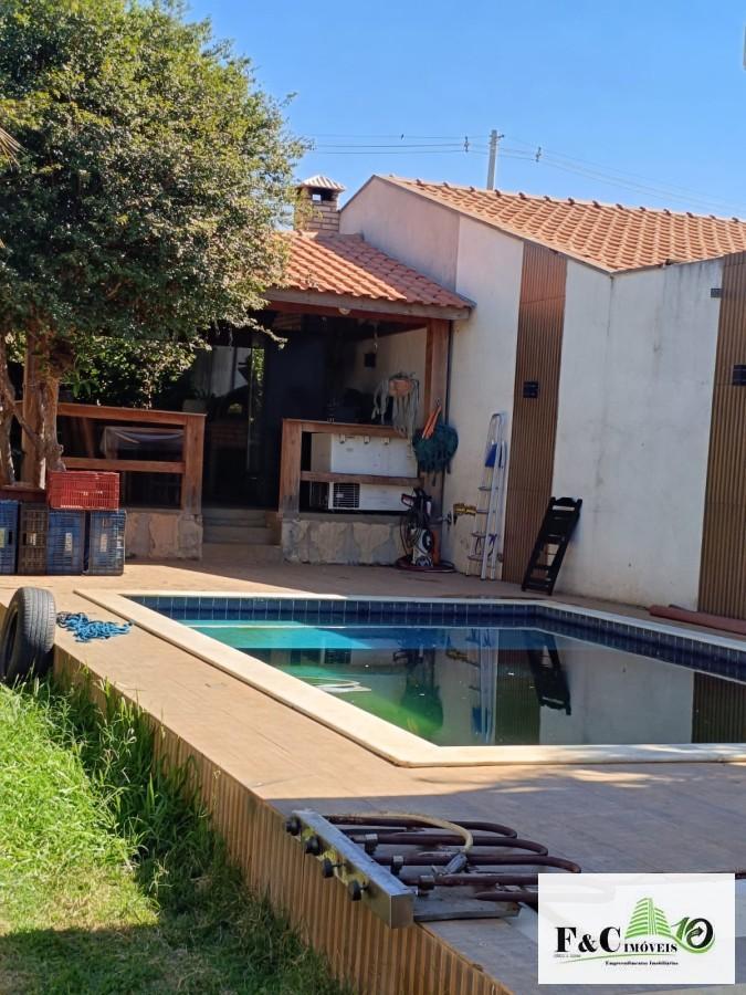 Chácara, 3 quartos, 500 m² - Foto 1
