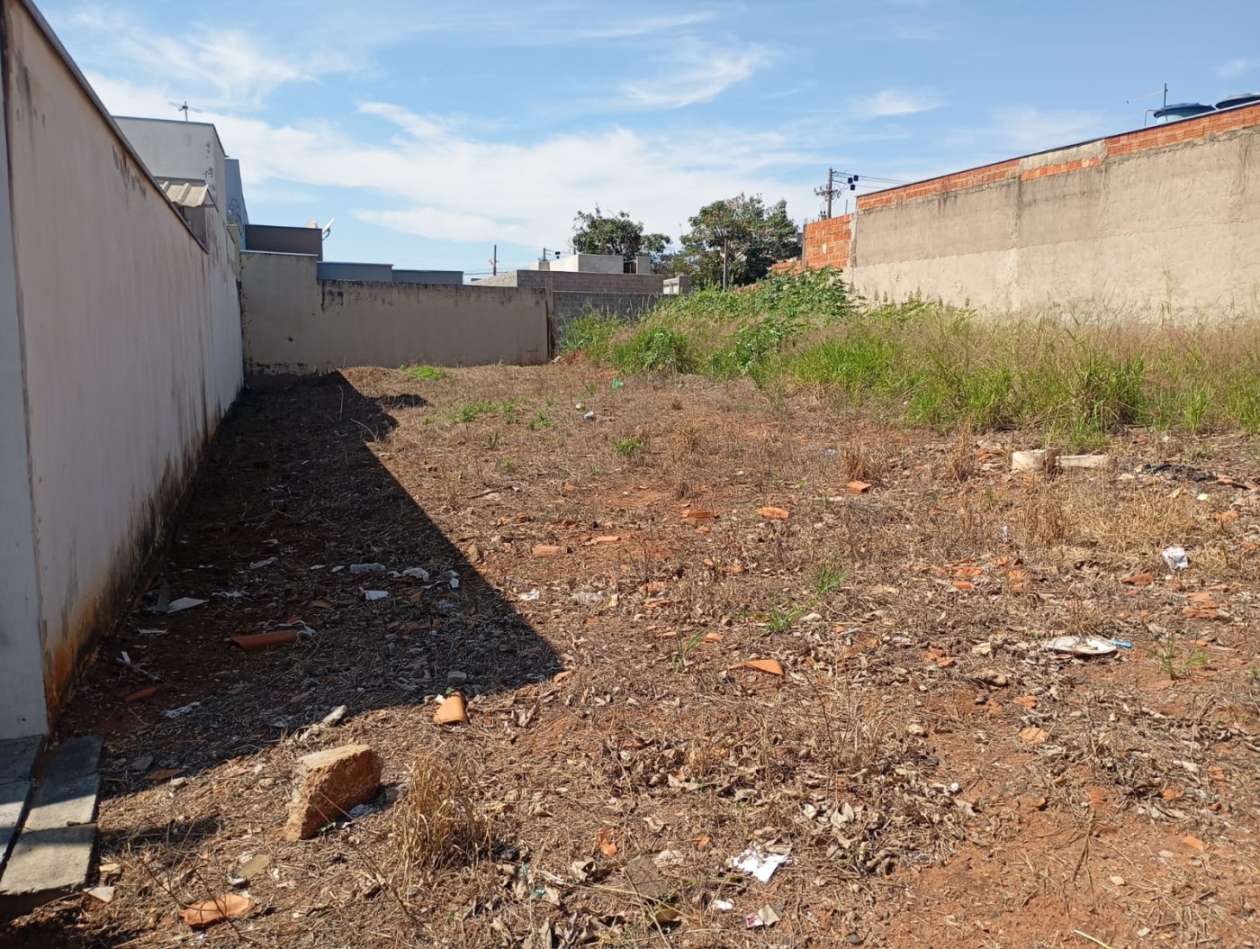 Terreno, 200 m² - Foto 2