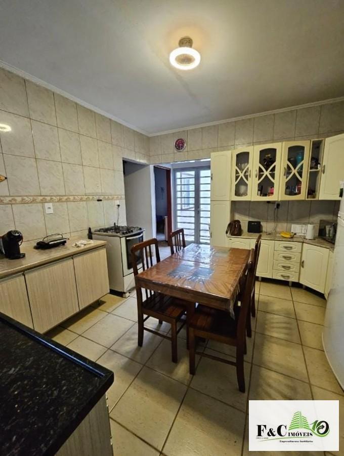 Casa, 4 quartos - Foto 2
